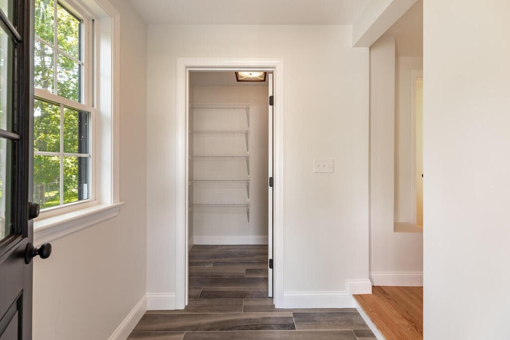 13 Crosby Road Reading, MA 01867 - Photo 15 of 27 Gallery Image 15
