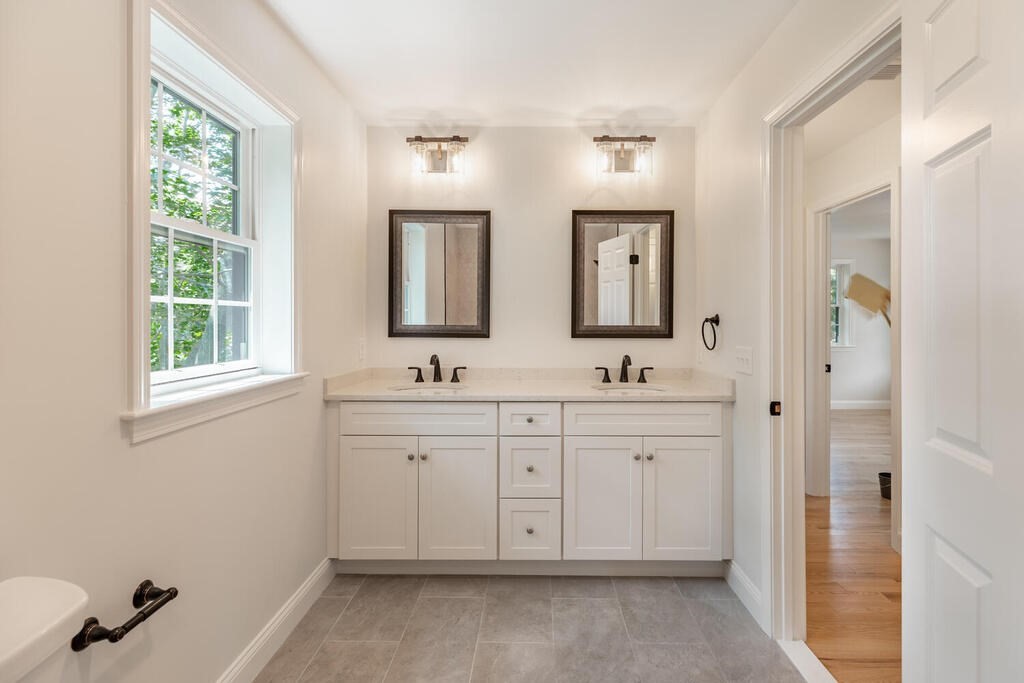13 Crosby Road Reading, MA 01867 - Photo 24 of 27 Gallery Image 24