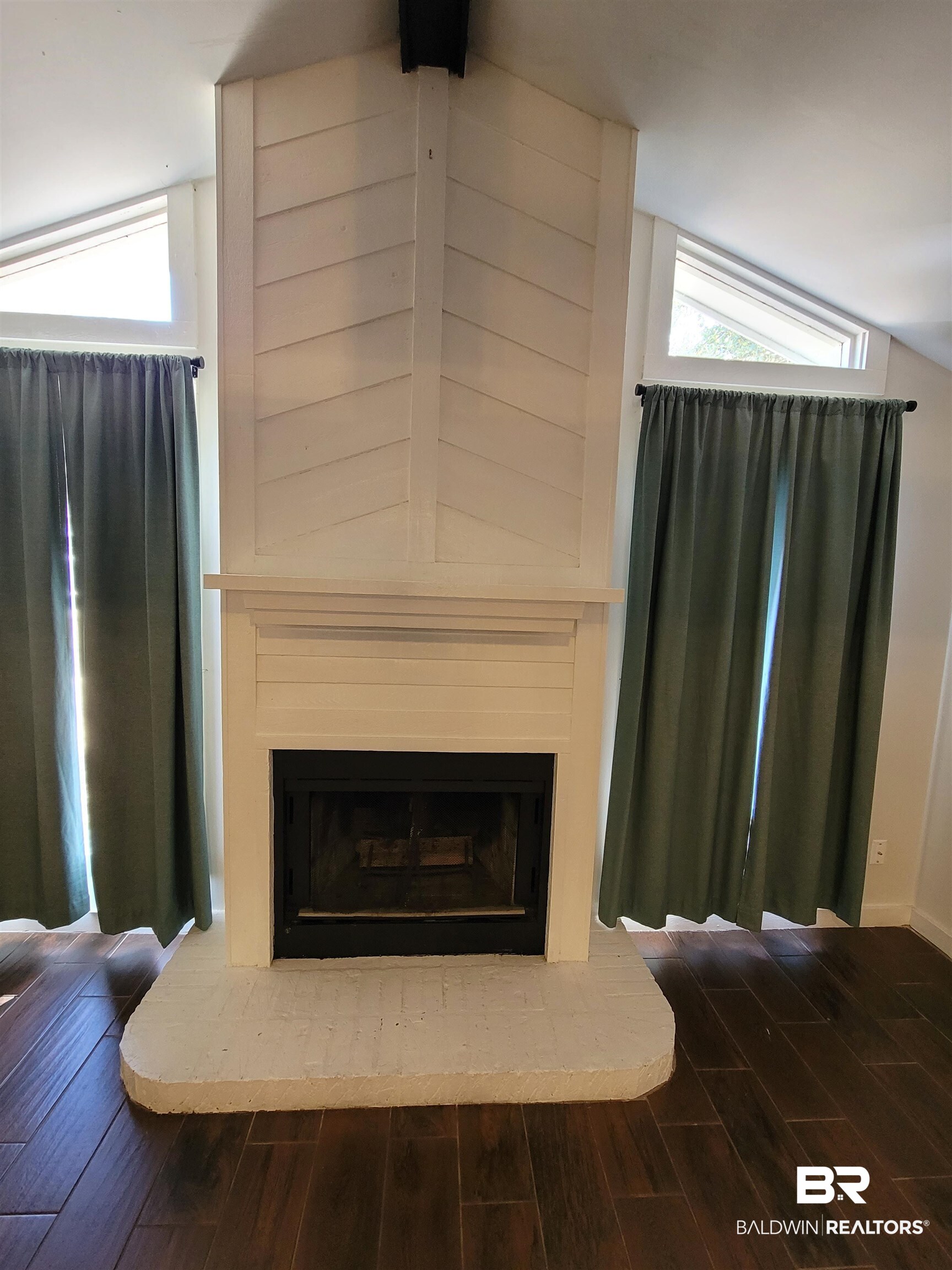 1411 Wilson Avenue Daphne, AL 36526 - Photo 9 of 20
