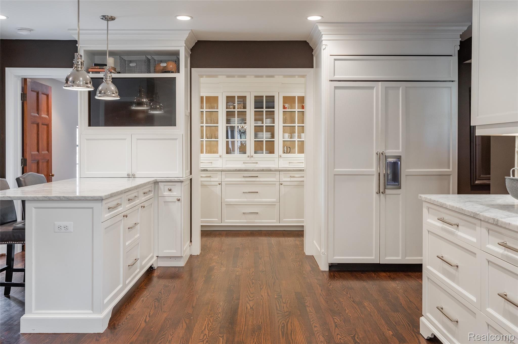 304 Barden Road Bloomfield Hills, MI 48304 - Photo 11 of 53 10.2