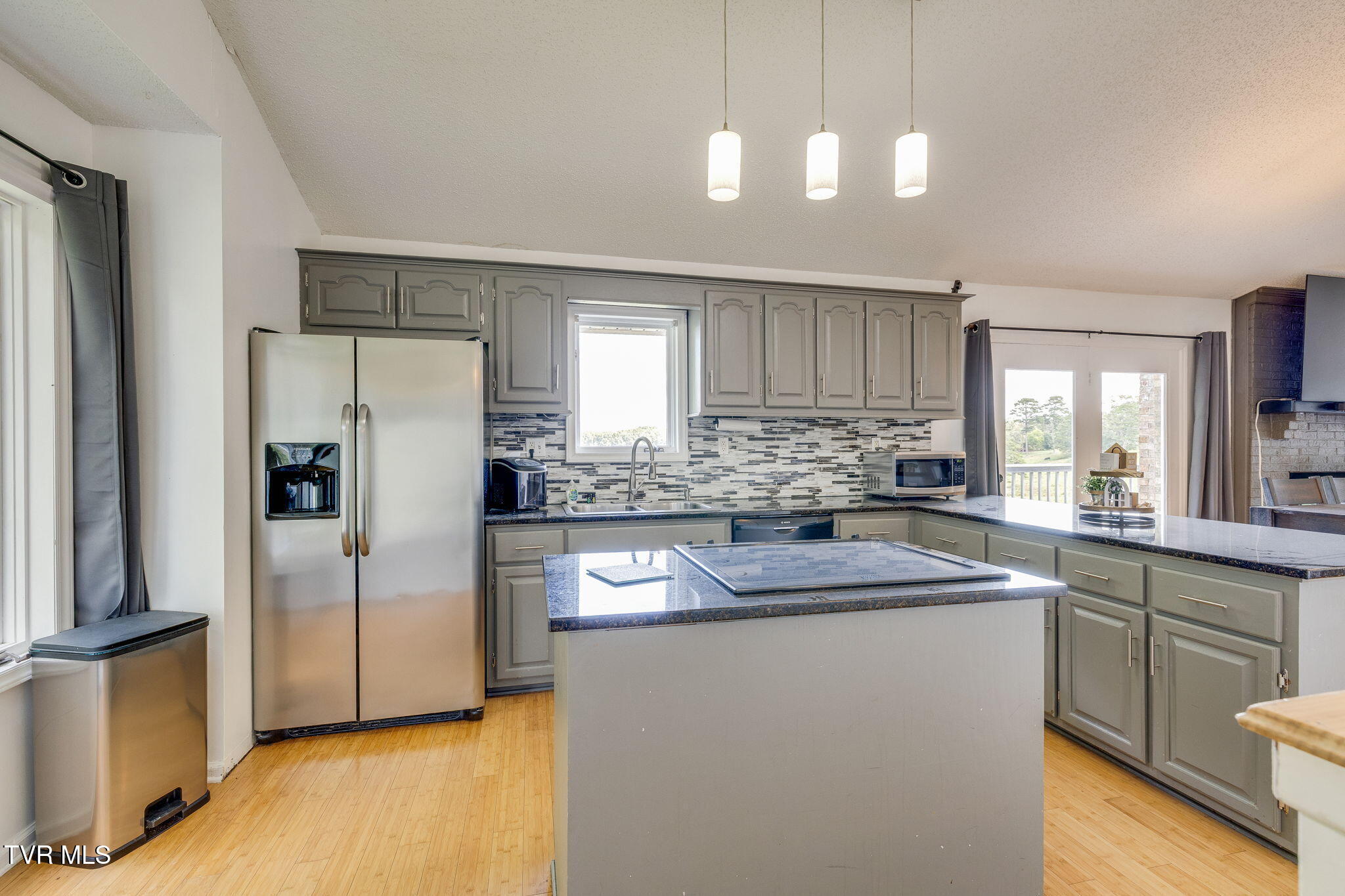 120 Valley View Road Greeneville, TN 37743 - Photo 19 of 47 016