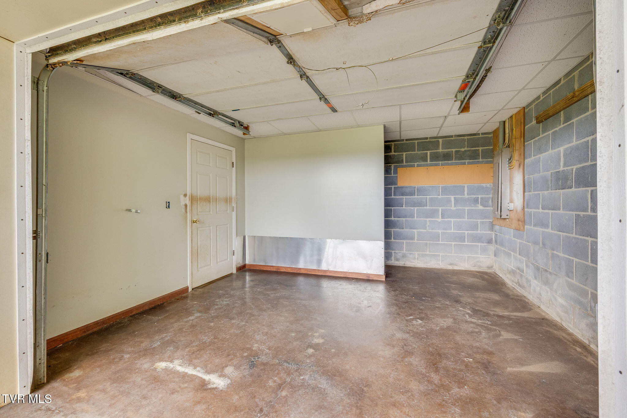 120 Valley View Road Greeneville, TN 37743 - Photo 39 of 47 038