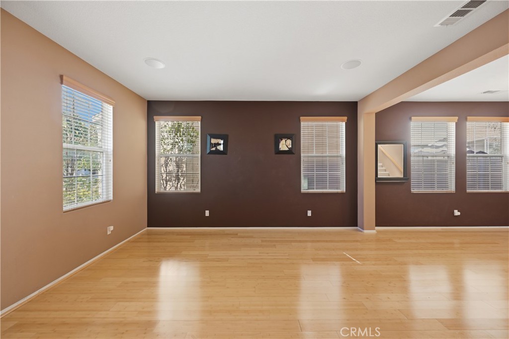 40122 Stowe Road Temecula, CA 92591 - Photo 11 of 52