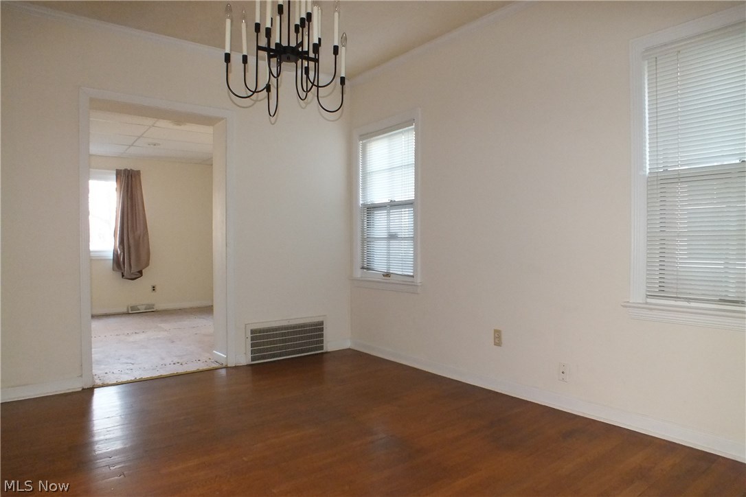 3844 Bethany Road Cleveland, OH 44118 - Photo 10 of 35 The dining room with family room beyond