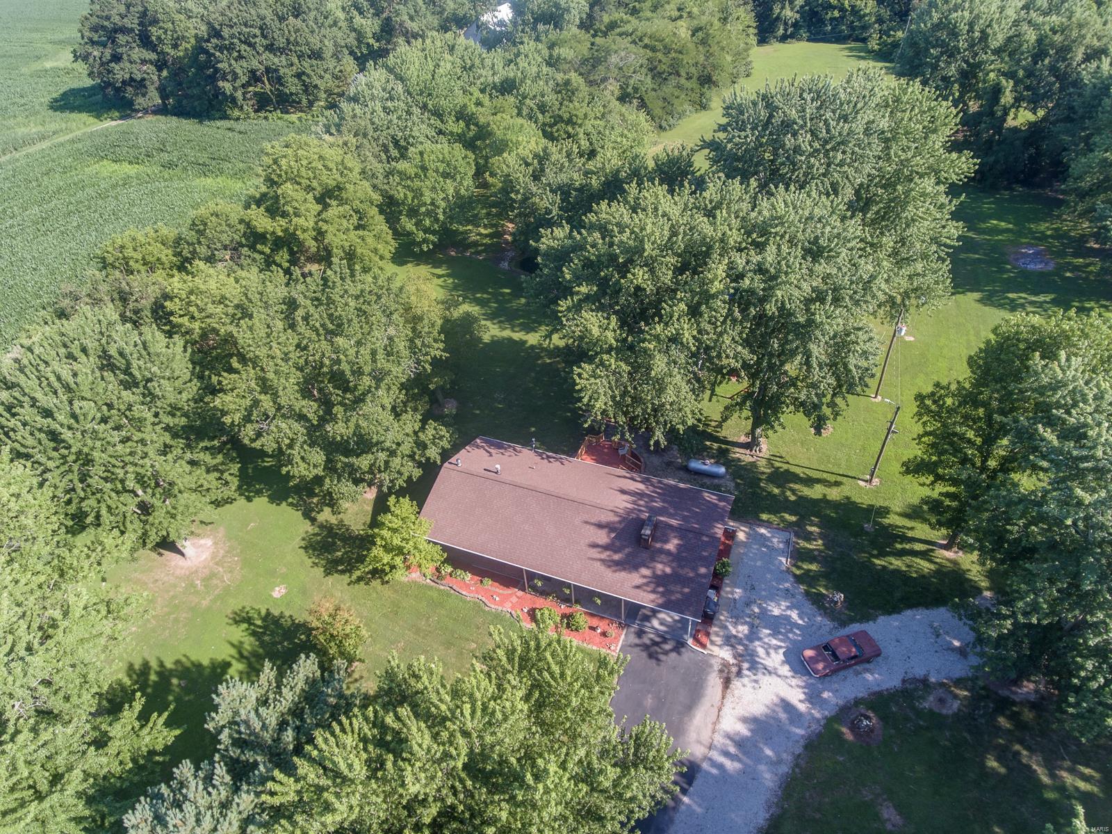 7418 Sherry Creek Road Worden, IL 62097 - Photo 25 of 27 Gallery Image 25