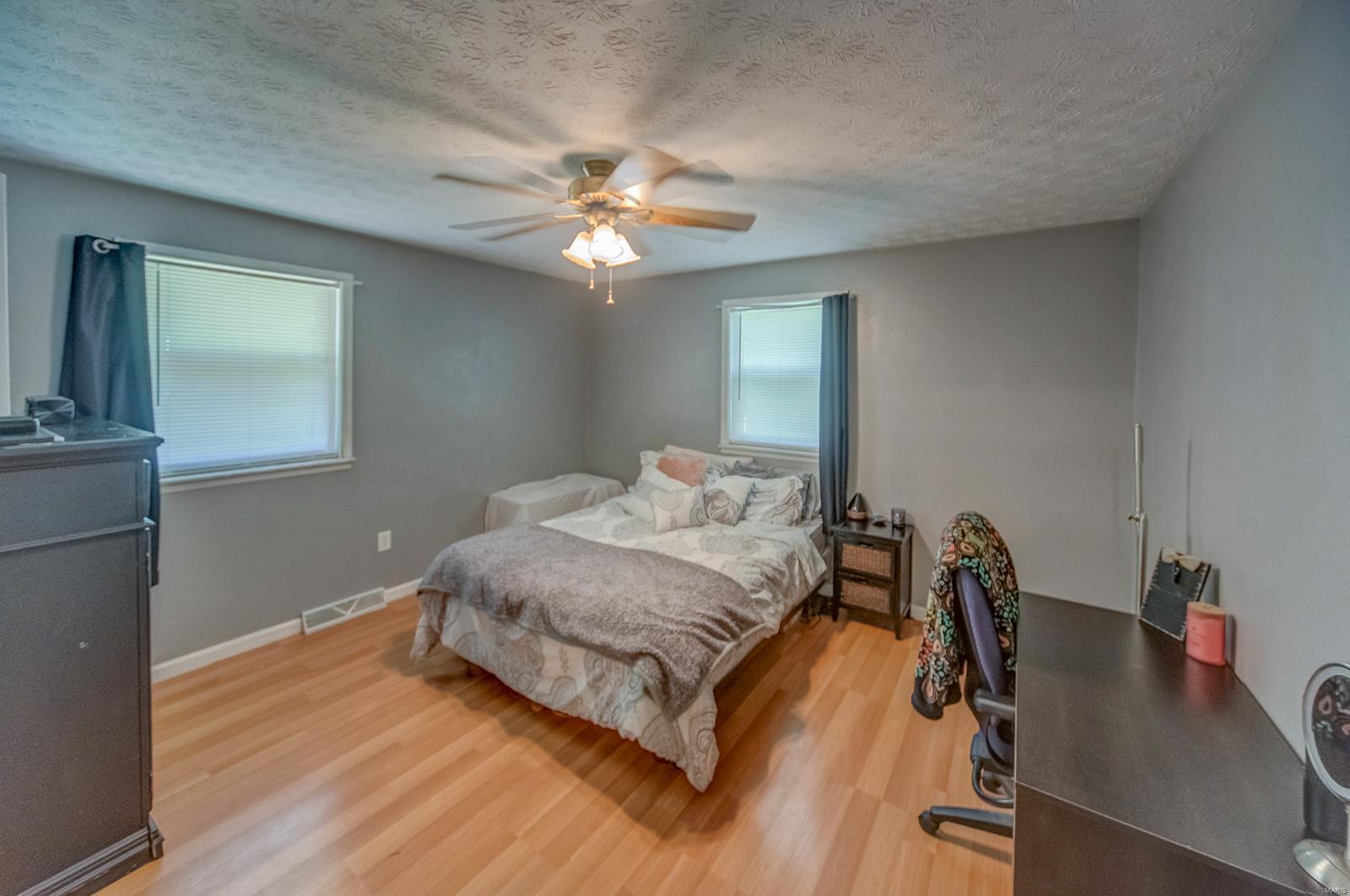 7418 Sherry Creek Road Worden, IL 62097 - Photo 8 of 27 Gallery Image 8
