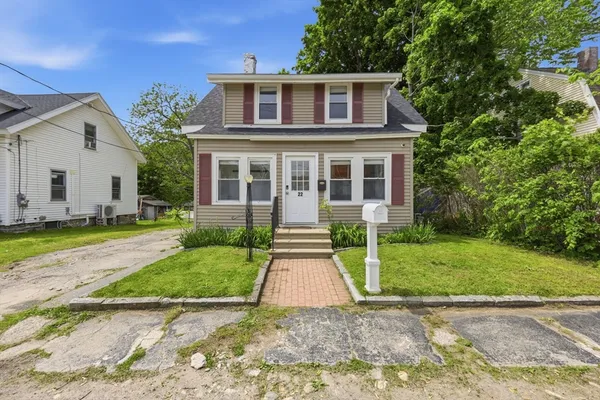 $424,900 | 22 Lauf Street, Worcester, MA 01602