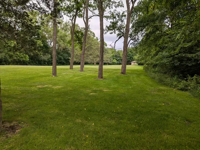 $1,675,000 | 1330 North Dousman Road, Summit, WI 53066