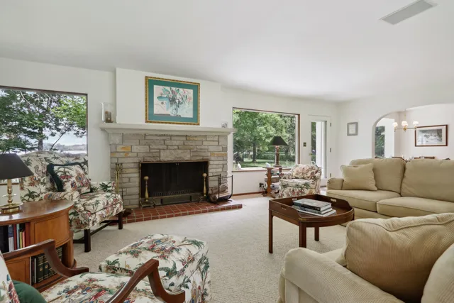 $1,675,000 | 1330 North Dousman Road, Summit, WI 53066