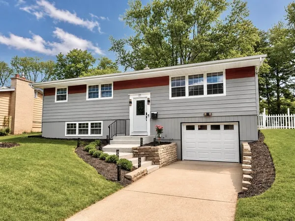 $579,000 | 21 North Kenosha Drive, Madison, WI 53705