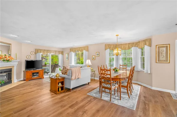 $339,990 | 59 Scenic Drive, West Warwick, RI 02893