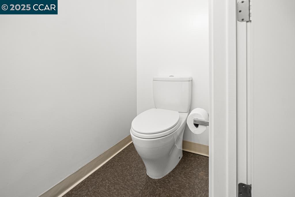 1201 Pine Street, Unit 130 Oakland, CA 94607 - Photo 14 of 27