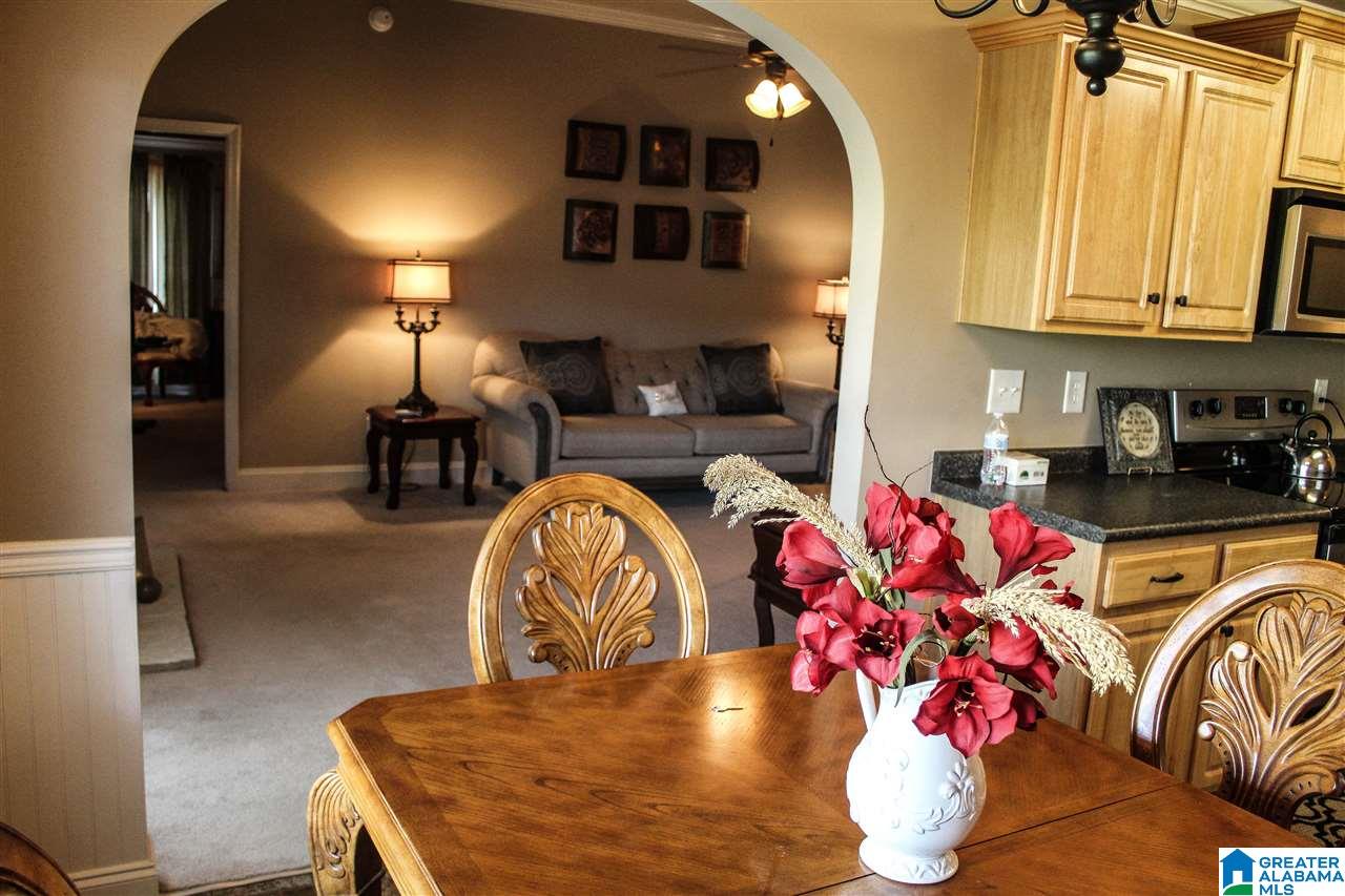 1073 Emerald Ridge Drive Calera, AL 35040 - Photo 5 of 9