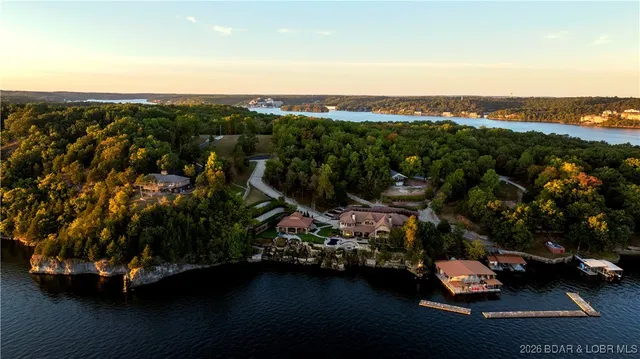 $8,900,000 | 120 Carson Drive, Sunrise Beach, MO 65079