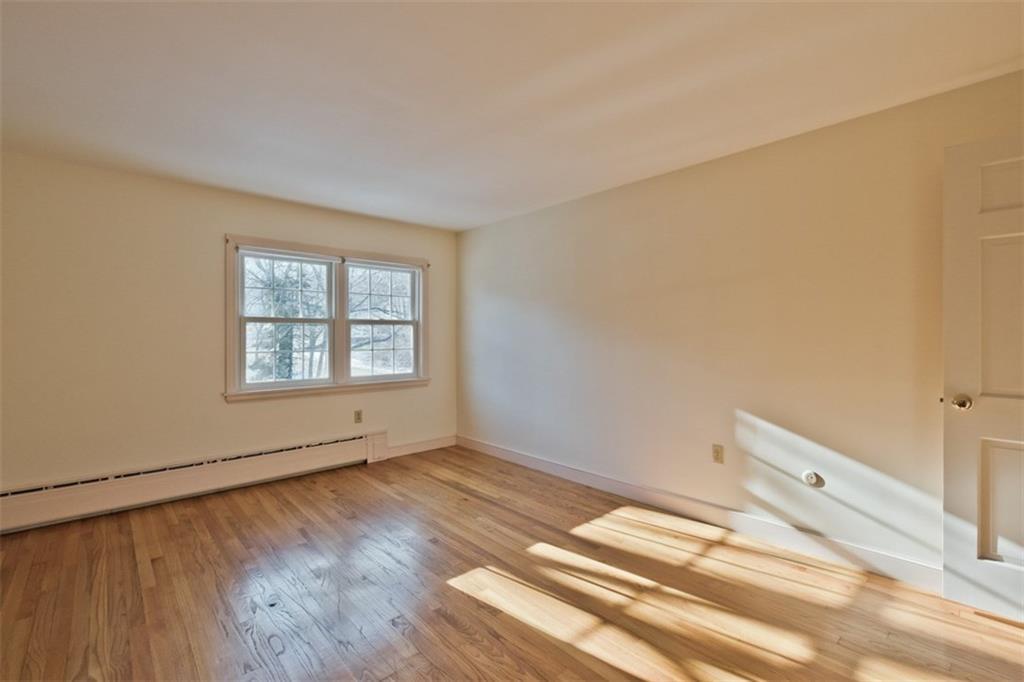 8 Katahdin Road Cape Elizabeth, ME 04107 - Photo 22 of 35 Master Bedroom