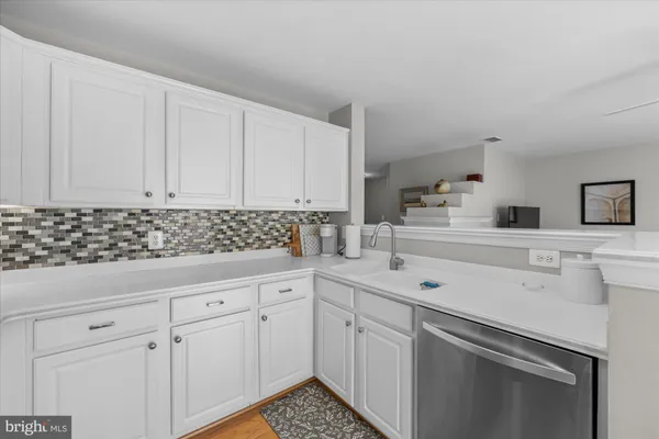 $730,000 | 5115 Donovan Drive, Alexandria, VA 22304