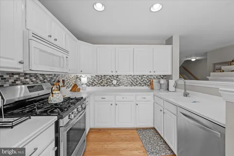 $730,000 | 5115 Donovan Drive, Alexandria, VA 22304