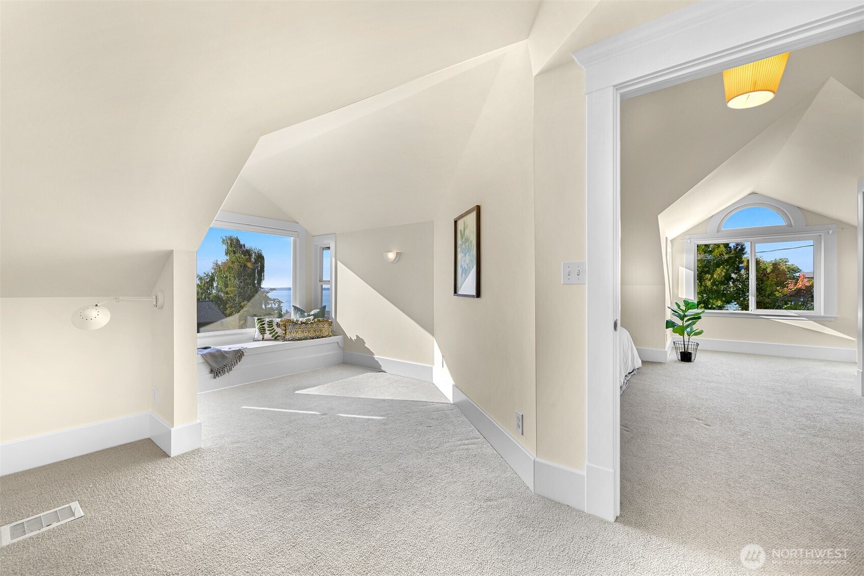 903 13th Street Bellingham, WA 98225 - Photo 27 of 40 a view interior of a house with hallway