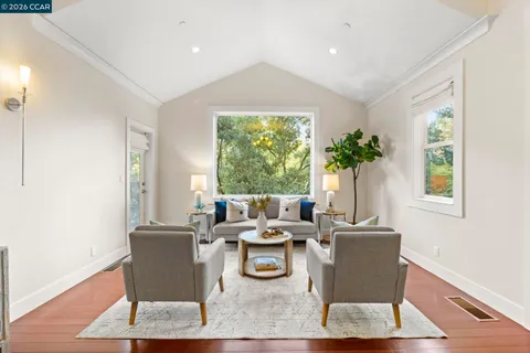 $1,298,000 | 6165 Doncaster Place, Oakland, CA 94611