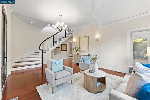 $1,298,000 | 6165 Doncaster Place, Oakland, CA 94611