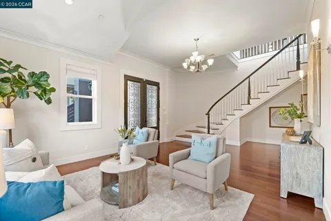 $1,298,000 | 6165 Doncaster Place, Oakland, CA 94611