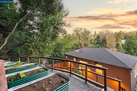 $1,298,000 | 6165 Doncaster Place, Oakland, CA 94611