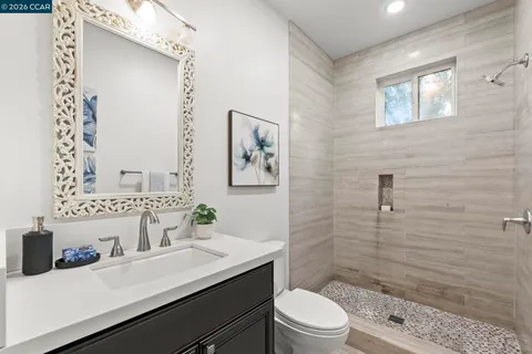 $1,298,000 | 6165 Doncaster Place, Oakland, CA 94611