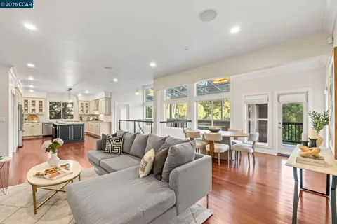 $1,298,000 | 6165 Doncaster Place, Oakland, CA 94611