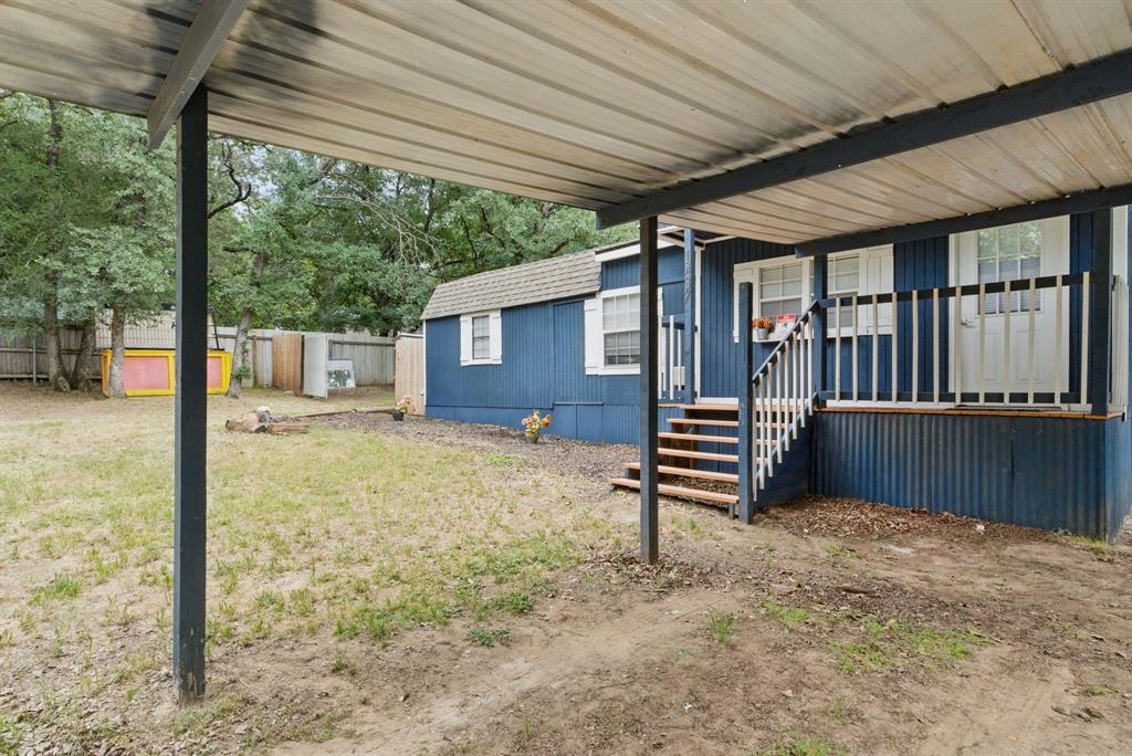 1437 Forrest Trail Azle, TX 76020 - Photo 12 of 36