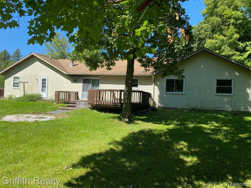 5761 Warner Road Fowlerville, MI 48836 - Photo 7 of 65