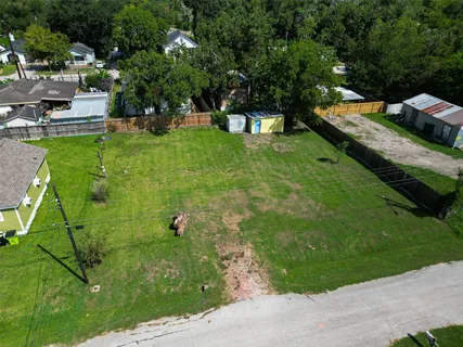 $49,900 | 608 Maiden Lane, Richmond, TX 77469