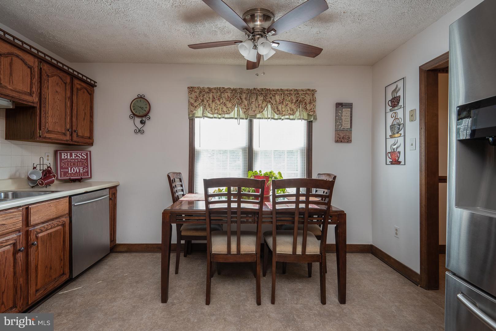 16040 Ridge Road King George, VA 22485 - Photo 11 of 30 Kitchen