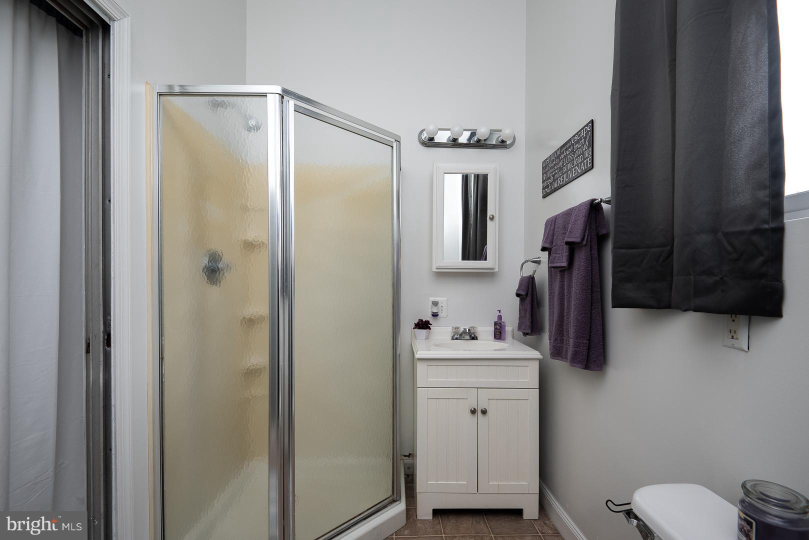 16040 Ridge Road King George, VA 22485 - Photo 22 of 30 apartment bath