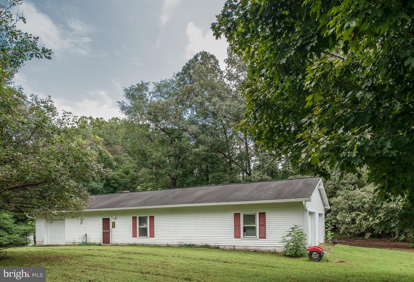16040 Ridge Road King George, VA 22485 - Photo 26 of 30 7 car detached garage. 2,016 sqft