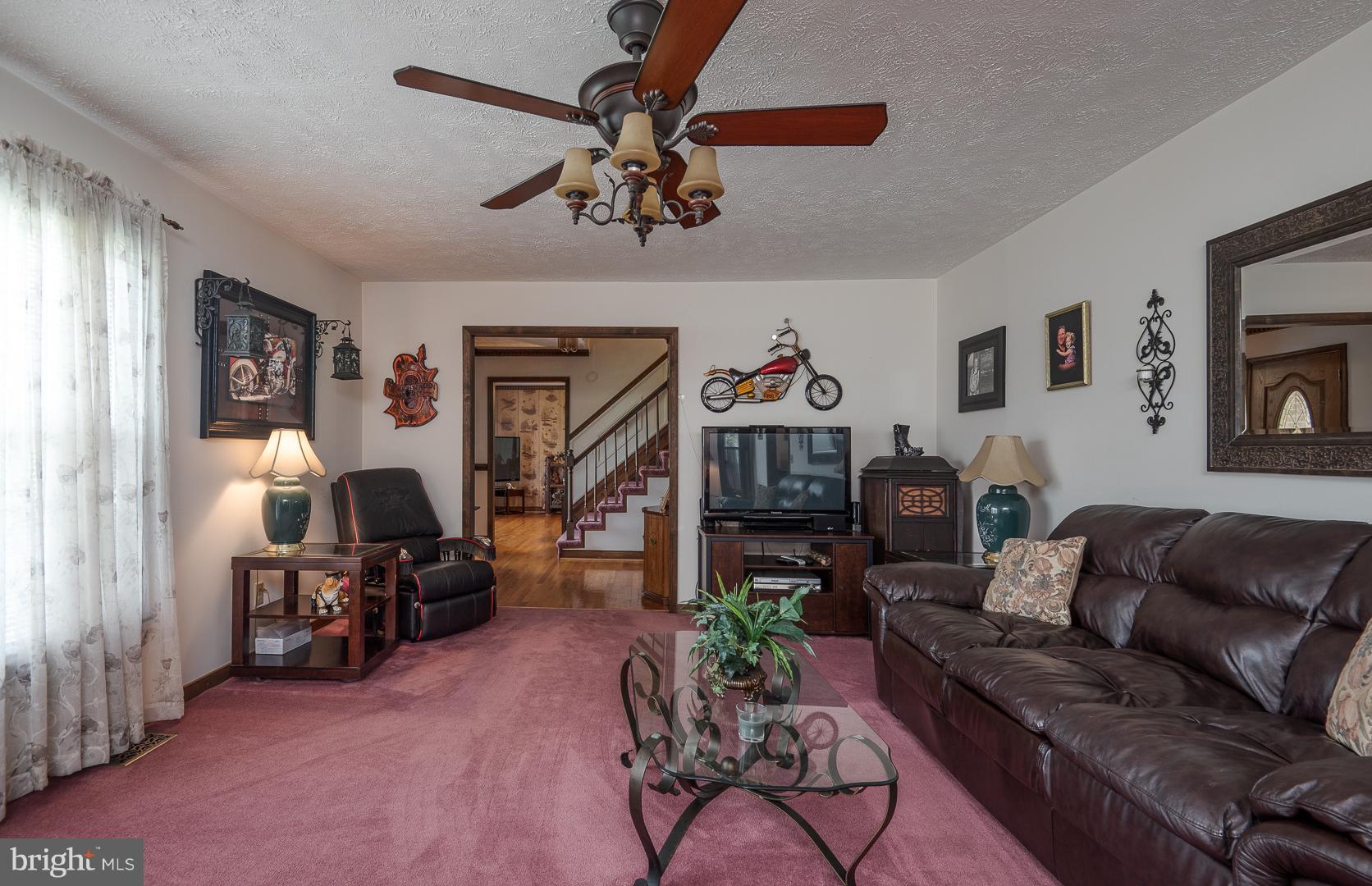 16040 Ridge Road King George, VA 22485 - Photo 5 of 30 Living Room