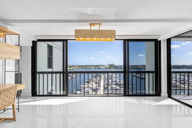 $3,495,000 | 400 North Flagler Drive, Unit 1206, West Palm Beach, FL 33401
