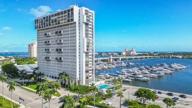 $3,495,000 | 400 North Flagler Drive, Unit 1206, West Palm Beach, FL 33401