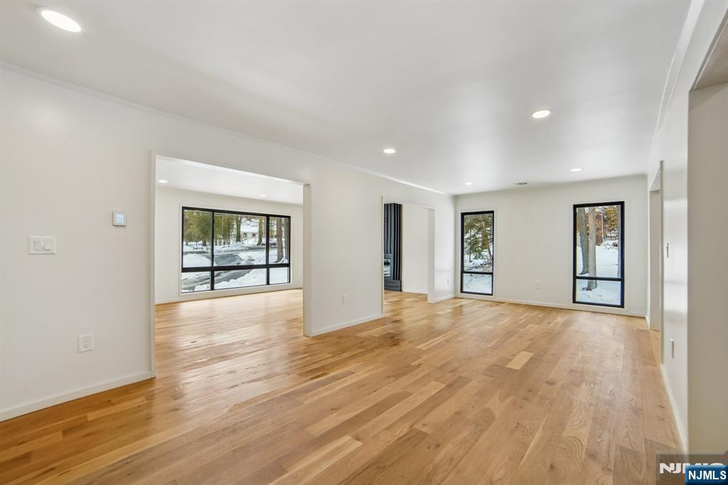 156 Park Road Parsippany, NJ 07054 - Photo 11 of 50