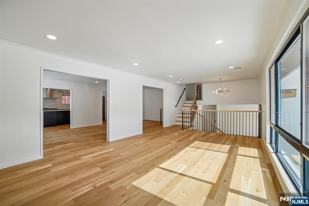 156 Park Road Parsippany, NJ 07054 - Photo 13 of 50