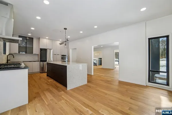 $1,422,900 | 156 Park Road, Parsippany, NJ 07054