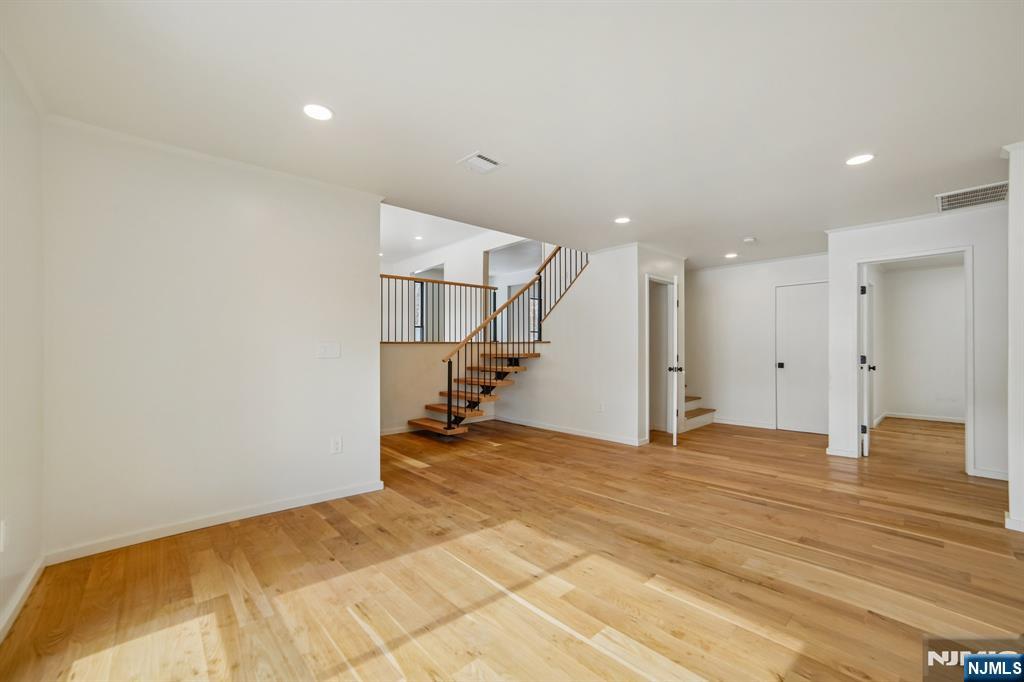 156 Park Road Parsippany, NJ 07054 - Photo 17 of 50