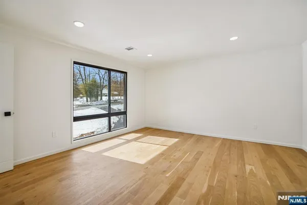 $1,422,900 | 156 Park Road, Parsippany, NJ 07054