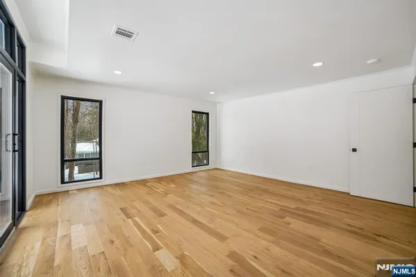 $1,422,900 | 156 Park Road, Parsippany, NJ 07054