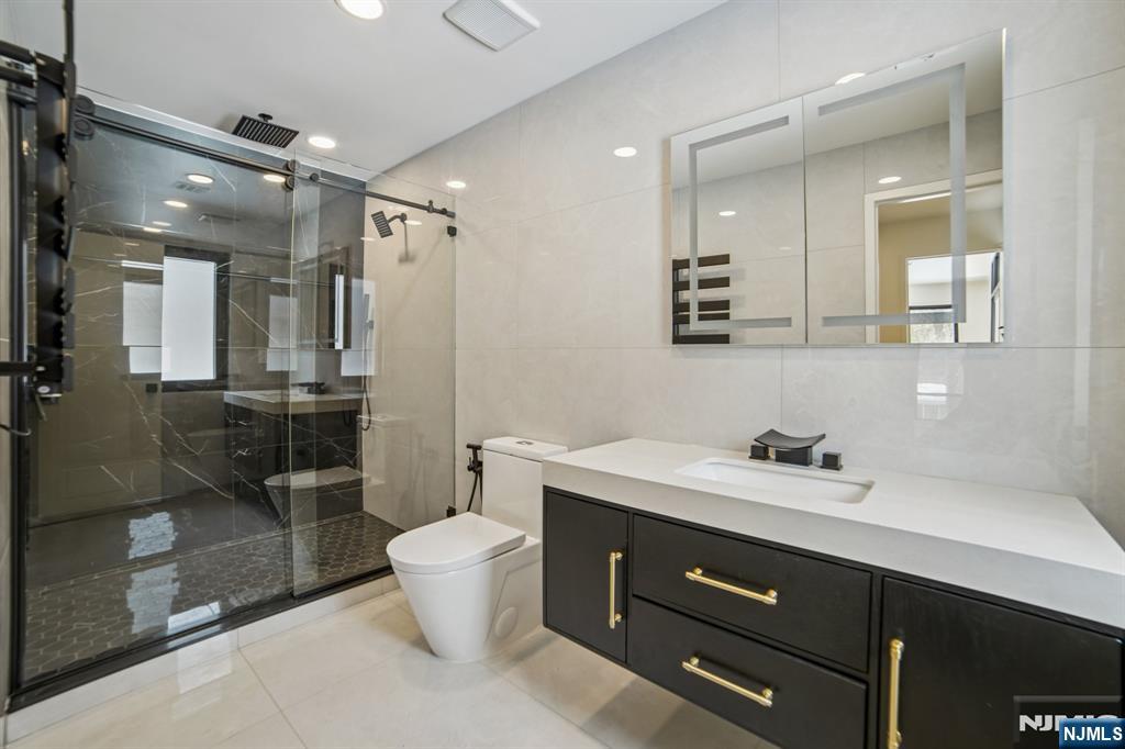 156 Park Road Parsippany, NJ 07054 - Photo 37 of 50