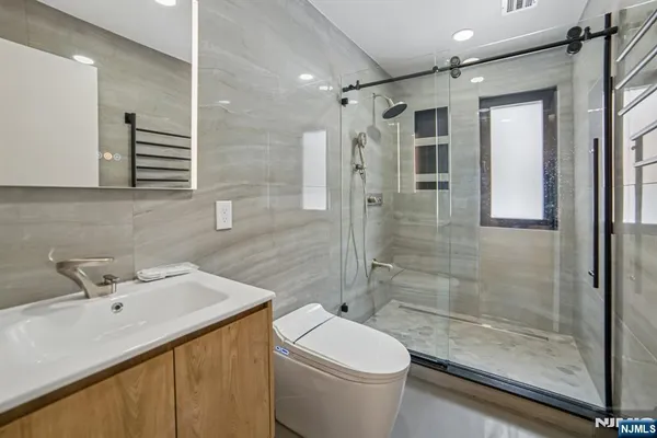 $1,422,900 | 156 Park Road, Parsippany, NJ 07054