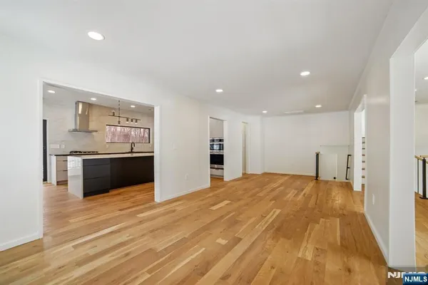 $1,422,900 | 156 Park Road, Parsippany, NJ 07054