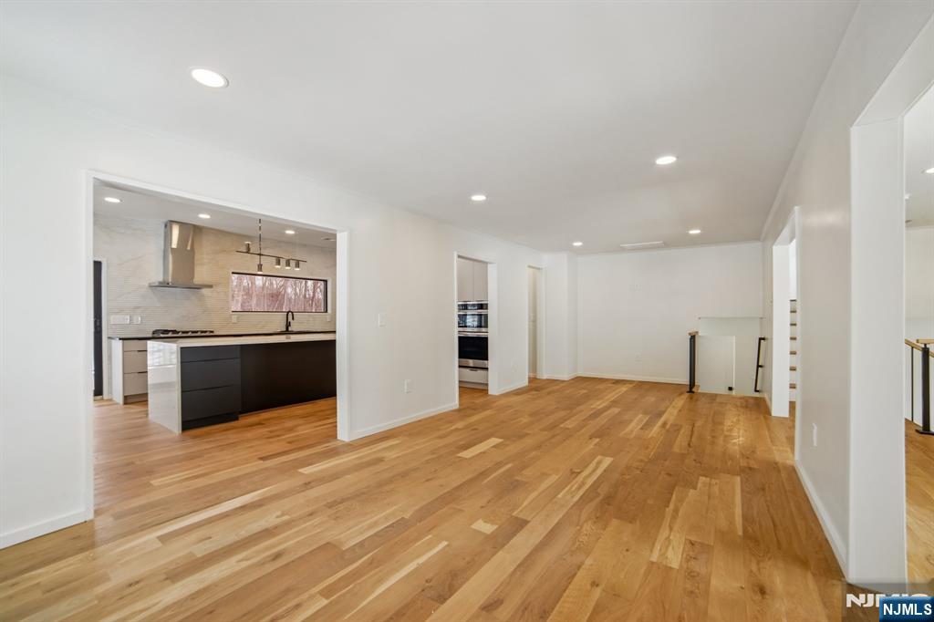 156 Park Road Parsippany, NJ 07054 - Photo 6 of 50