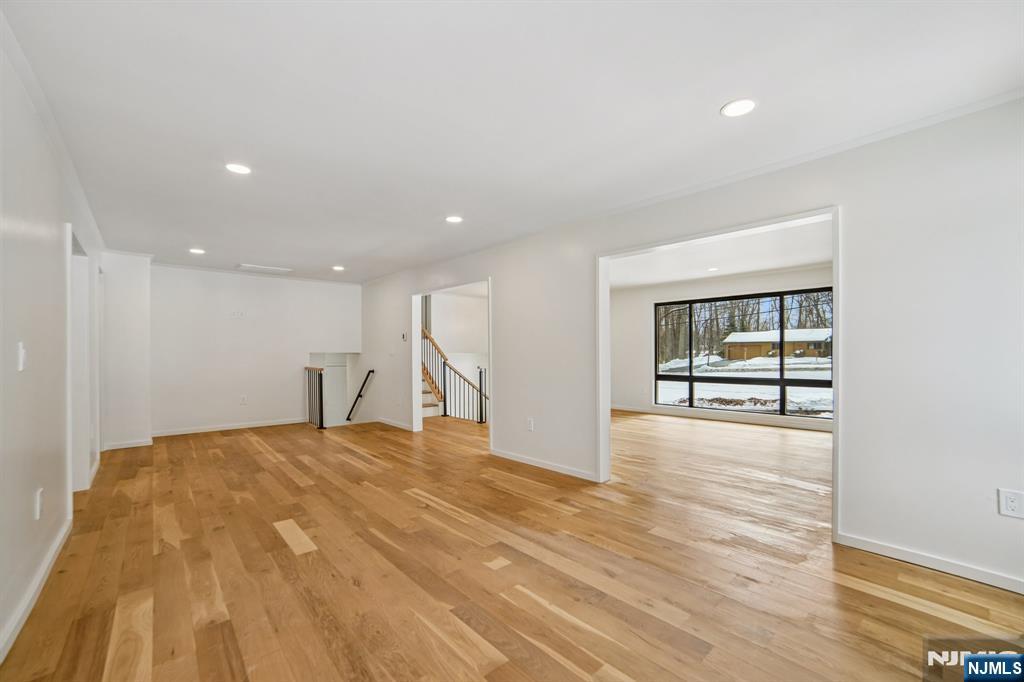 156 Park Road Parsippany, NJ 07054 - Photo 7 of 50