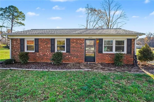 $239,900 | 200 Redwood Bend, King, NC 27021