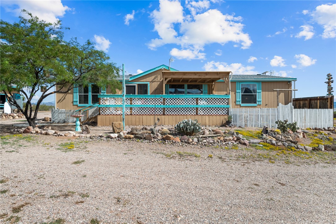 1193 South Dome Road Golden Valley, AZ 86413 - Photo 11 of 38 Side of Structure